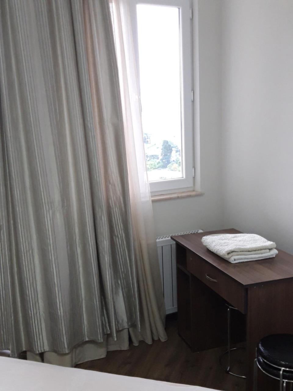 Mari Apartment Batumi Bagian luar foto